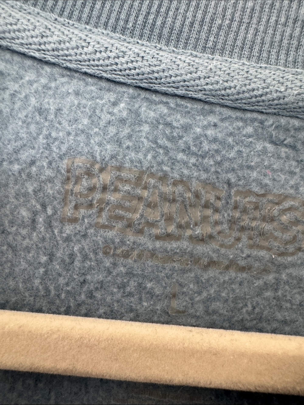 Peanuts blue and white fleece sweatshirt interior - Picture 4 of 4